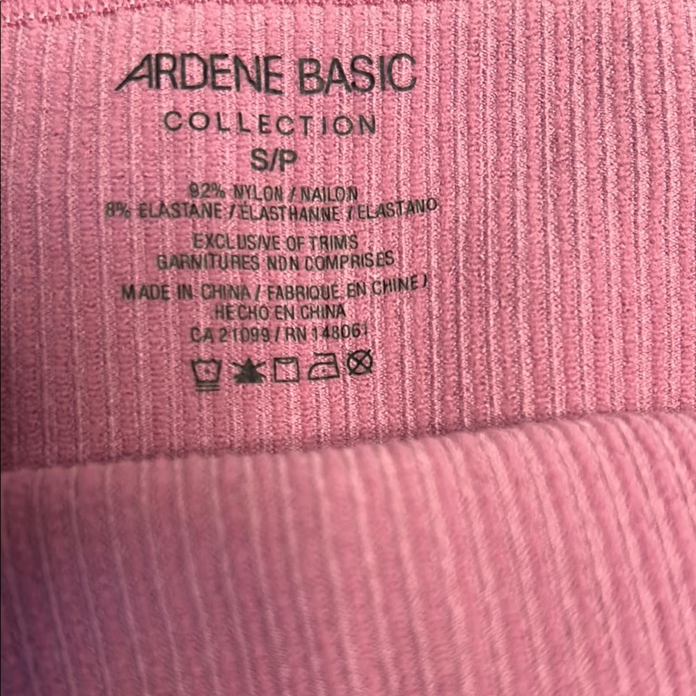 Pink Ribbed Crop Top - Picture 2 of 3